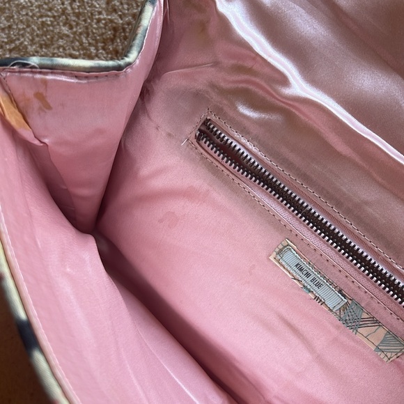 Kimchi Blue, oversized Clutch - Picture 3 of 3